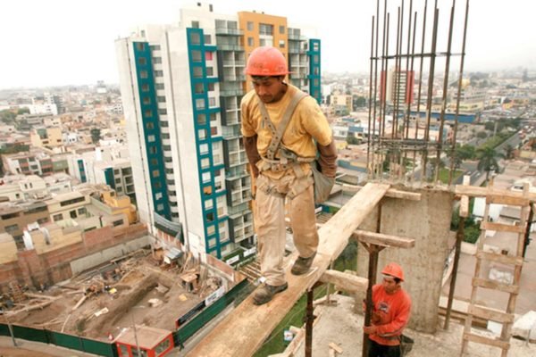 Sector construcción crecerá 6.8% en el 2014